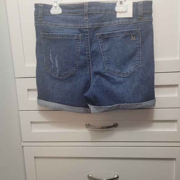 Grace and Lace size 8 Shorts - Picture 2 of 3